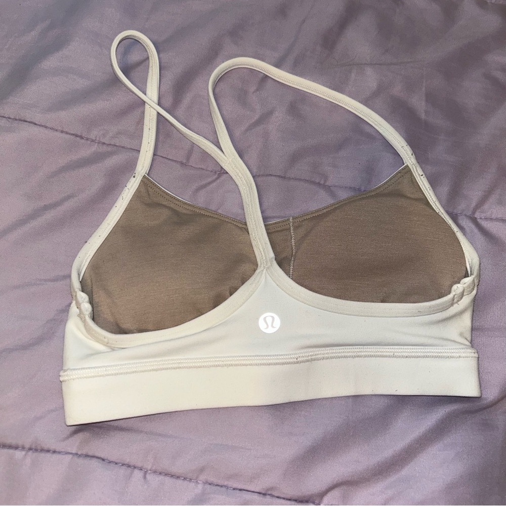 Lululemon Flow Y Bra Nulu *Light Support, A–C Cups White - Picture 3 of 4